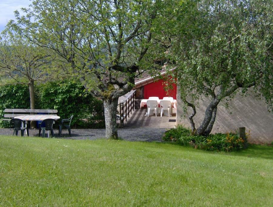 Gite Les 3 Coquelicots Coublanc  Eksteriør billede